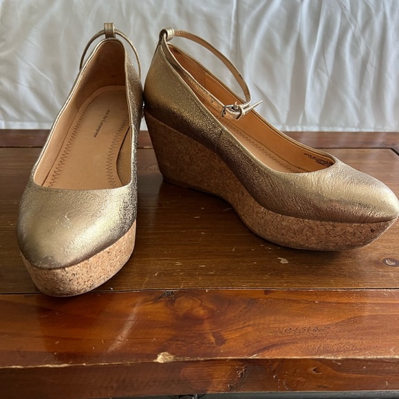 Anthropologie Pilcro and the Letterpress Gold Metallic Wedge Heels - Picture 2 of 11